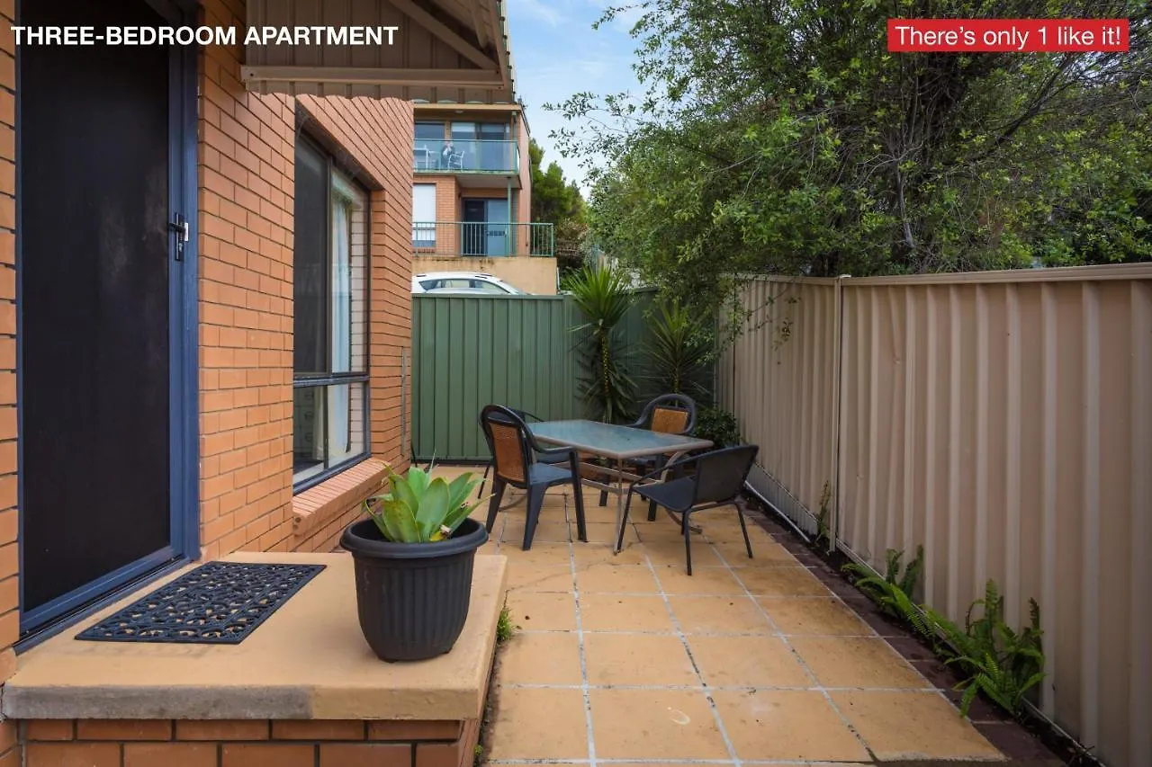 Panoramic Townhouses By Lisa Merimbula 4*,  Australia